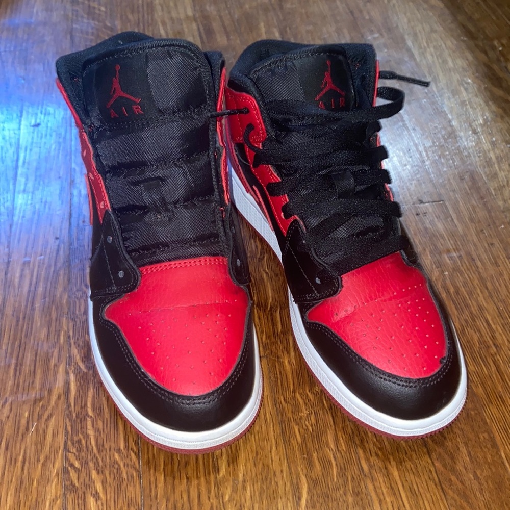 Air Jordan 1 Mid Reverse Red GS 5.5